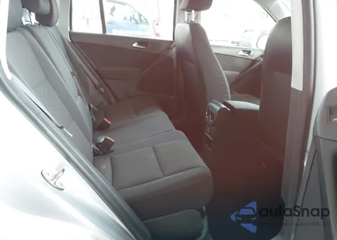 2013 Volkswagen Tiguan S from USA, damaged, VIN WVGAV3AX5DW561991